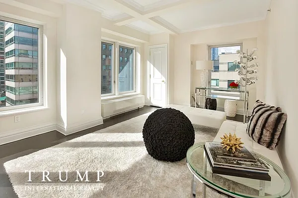 Sold by Trump International Realty | media 26