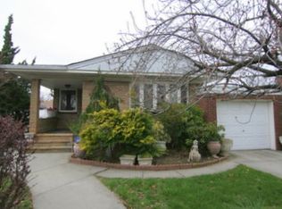 1126 Whitestone Expy, Malba, NY 11357