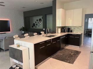 742 Nandina Dr, Weston, FL 33327