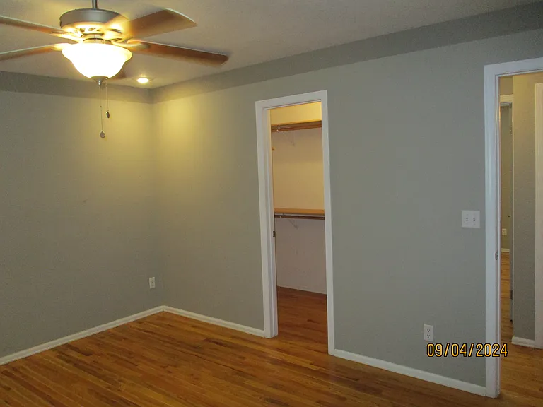 2929 Countryside Ct — Photo 9