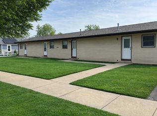 618 S McClun St #478, Bloomington, IL 61701