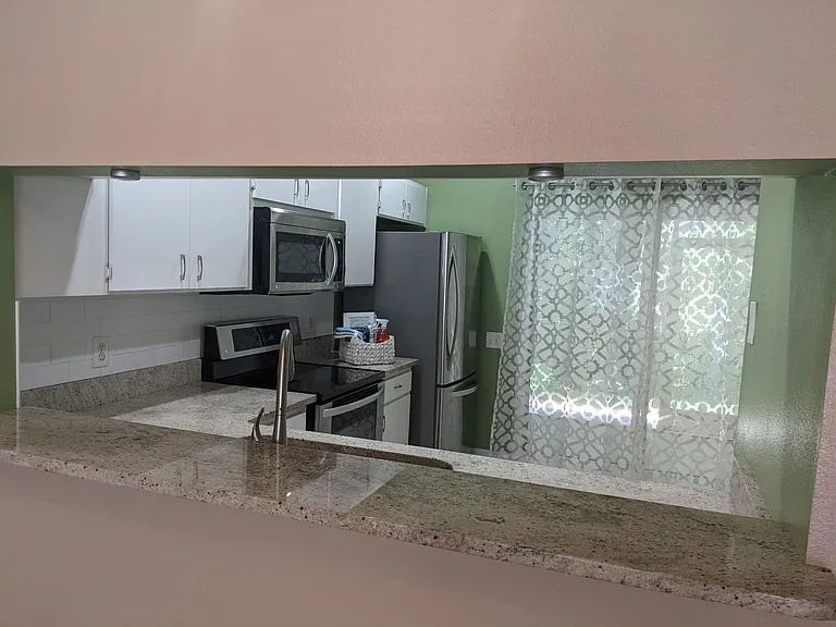 8626 Hunters Key Cir — Photo 3