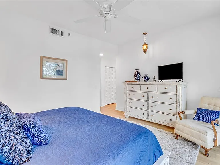 615 Dream Island Pl #201 — Photo 18