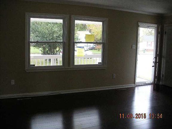 4th image of 1100 Saul Ct