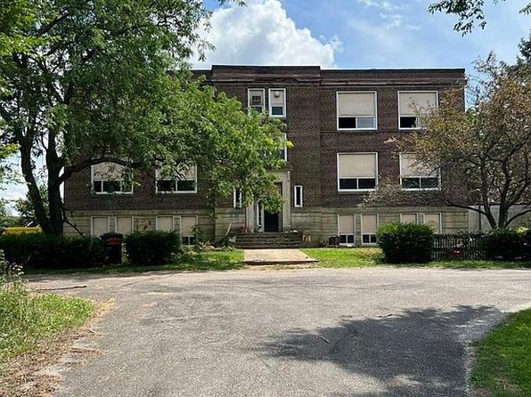 16 South St