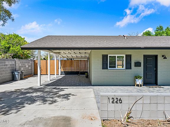 3rd image of 1226 W Rancho Dr