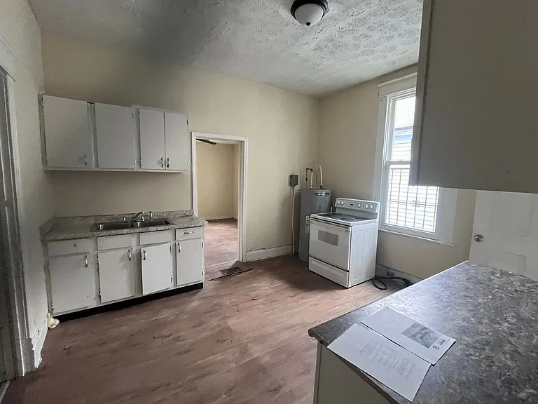 522 Virginia Ave — Photo 6