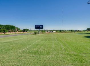2715 Fairway Blvd, Wichita Falls, TX 76310