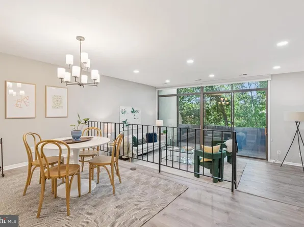 2246 S Randolph St #1, Arlington, VA 22204