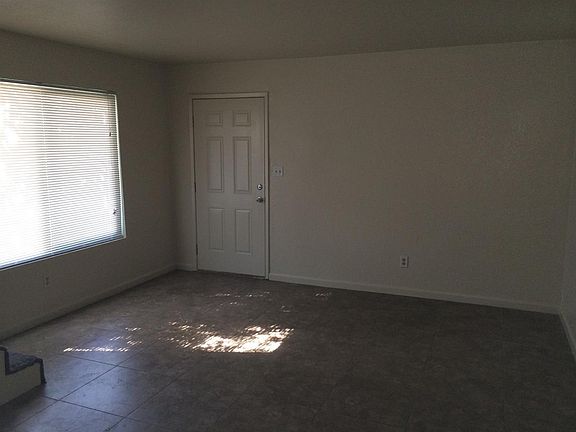 4th image of 2800 Prescott Rd