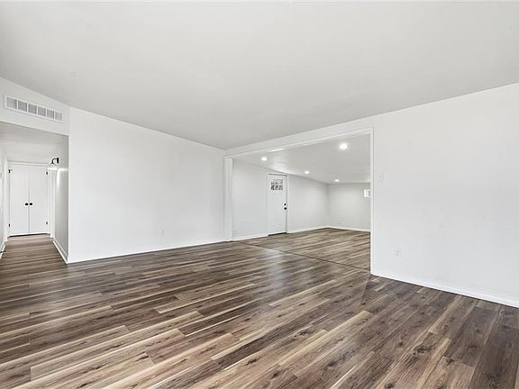 5th image of 1204 NE 67th St