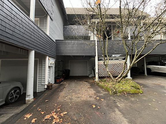2nd image of 19771 NW Quail Hollow Dr