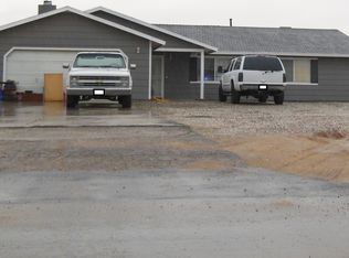 10688 10th Ave, Hesperia, CA 92345