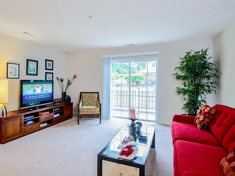 Pebblebrook Apartments — Photo 13