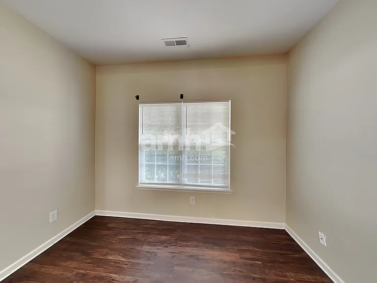 5711 Falkirk Ln — Photo 6