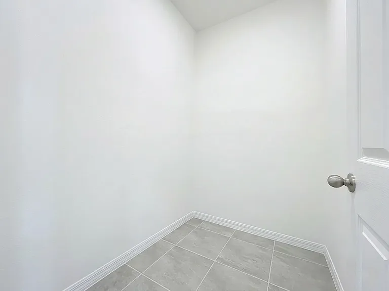 7025 Twilight Bay Dr — Photo 29