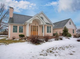 14 Arcadia St, Methuen, MA 01844