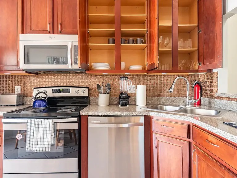 134 Lakepointe Cir — Photo 24