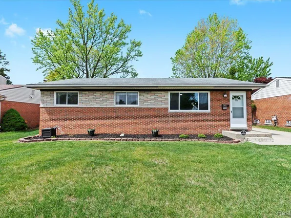 36600 Hiveley St, Westland, MI 48186