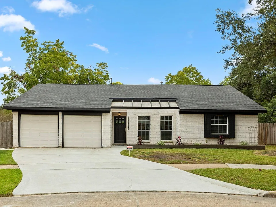 12307 Nova Ct
