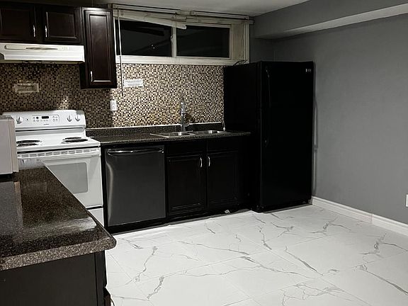 3rd image of 44 Romulus Dr