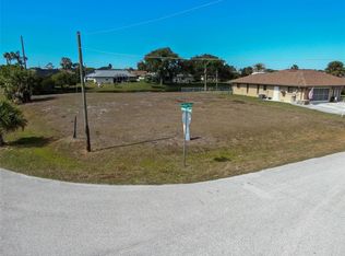 41 Bunker Rd, Rotonda West, FL 33947