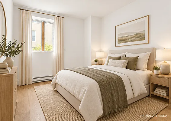 Bedroom, photo 1