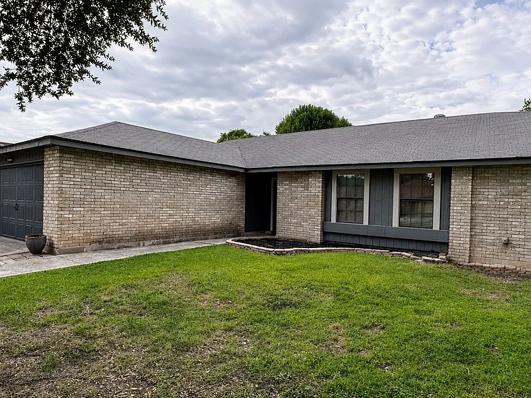 3426 Meadow Head Dr — Photo 22