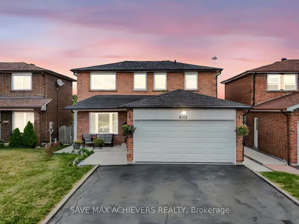 4024 Longo Cir N, Mississauga, ON L4T 4C7