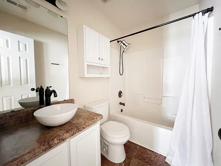 200 Glenlea Ln — Photo 19