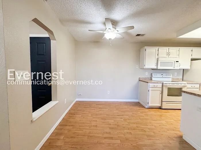 8035 W Eastman Pl #304 — Photo 5
