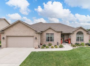 4925 E Clearview Dr, Mooresville, IN