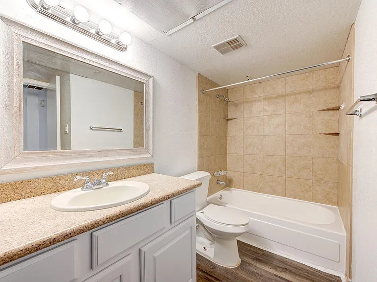 10202 Forum Park Dr #256 — Photo 18