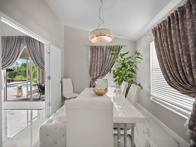 133 Nottingham Rd — Photo 10