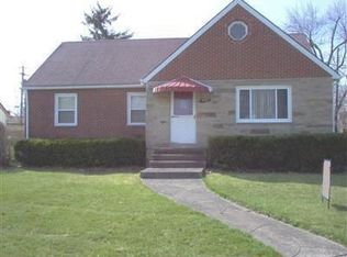 9157 Snow Rd, Parma Heights, OH 44130