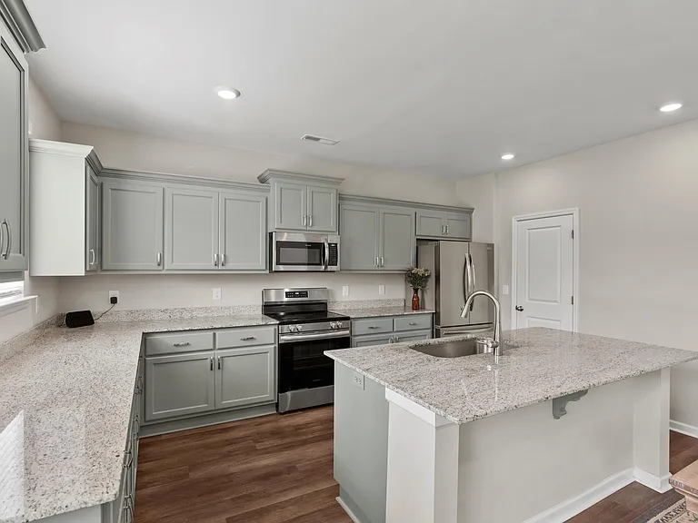 100 Shirley Harris Dr — Photo 7