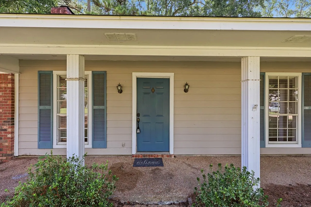 3 bed, 1444 sqft, $2,000 — Photo 4