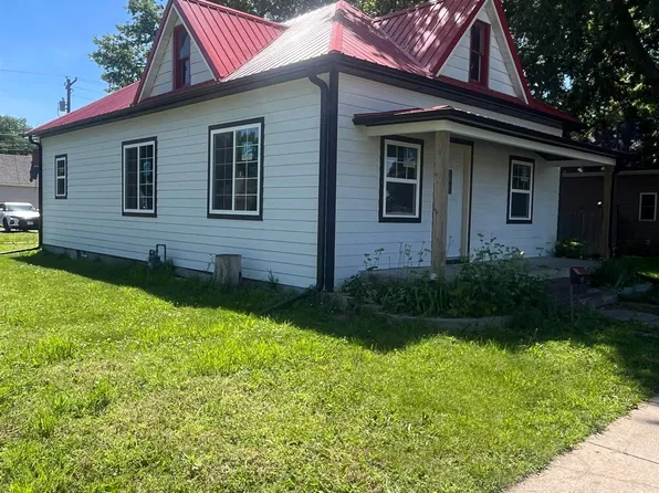 401 S Chicago Ave, Hastings, NE 68901