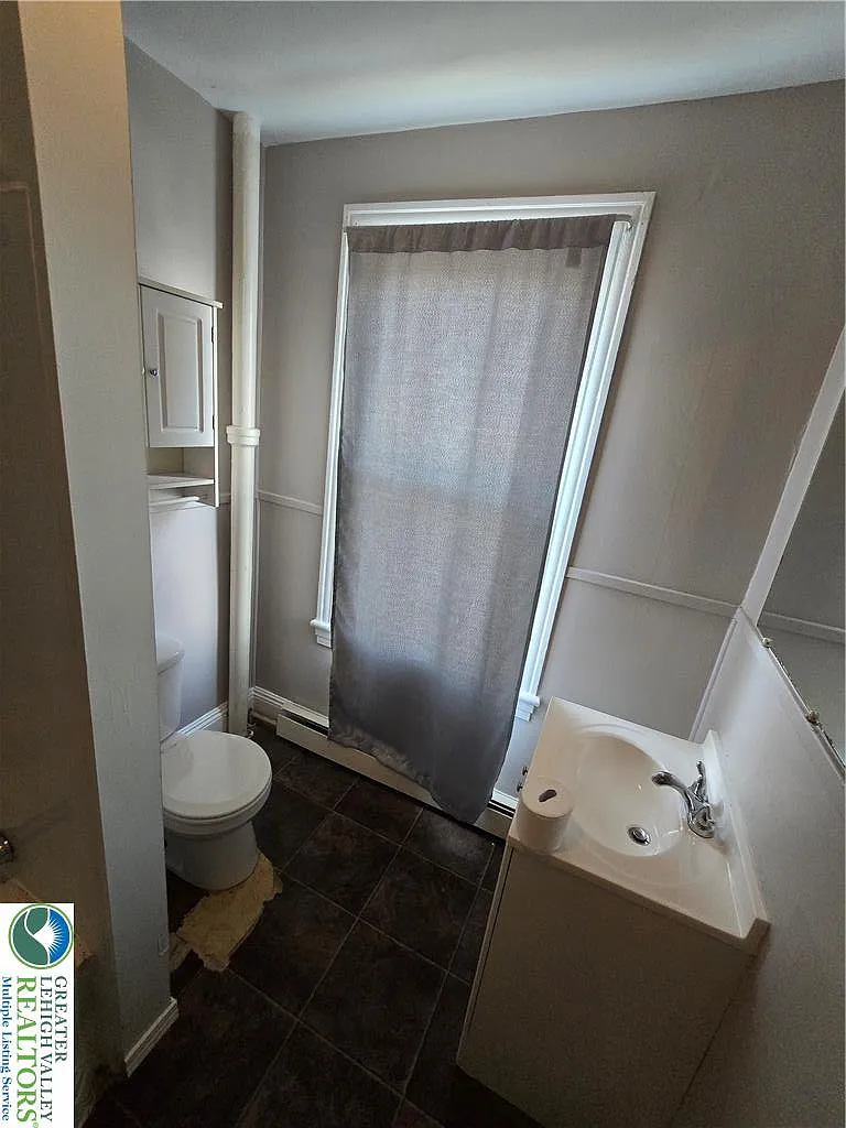 1 bed, 1.0 bath, 600 sqft, $1,250 — Photo 4