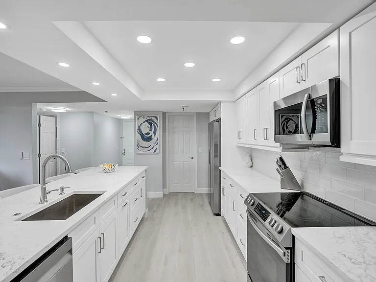955 Egret Cir #405 — Photo 8