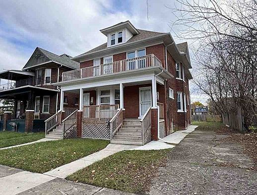 1st image of 112 E Buena Vista St