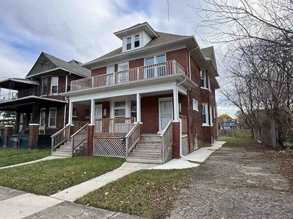 112 E Buena Vista St, Highland Park, MI 48203