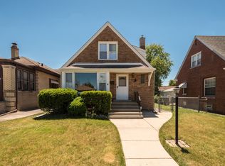 35 Elizabeth St, Calumet City, IL