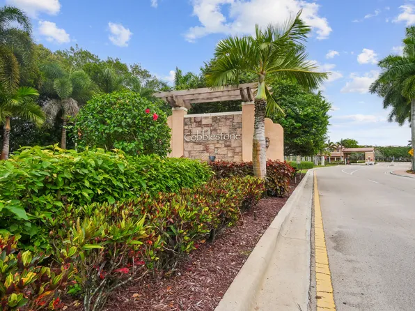 1049 SW 147th Ave #1049, Hollywood, FL 33027