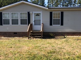 1076 Paul James Rd, Halifax, VA 24558