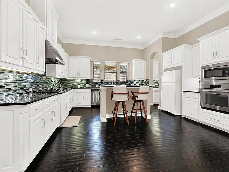 12035 Bryant Dr — Photo 13