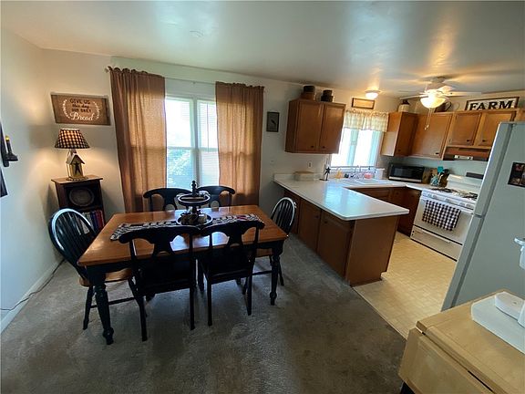 5th image of 316 Claremont Park