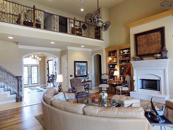 4th image of 1408 Tanglewood Dr