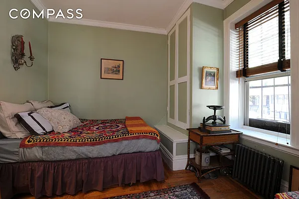 Rented by Compass | media 39