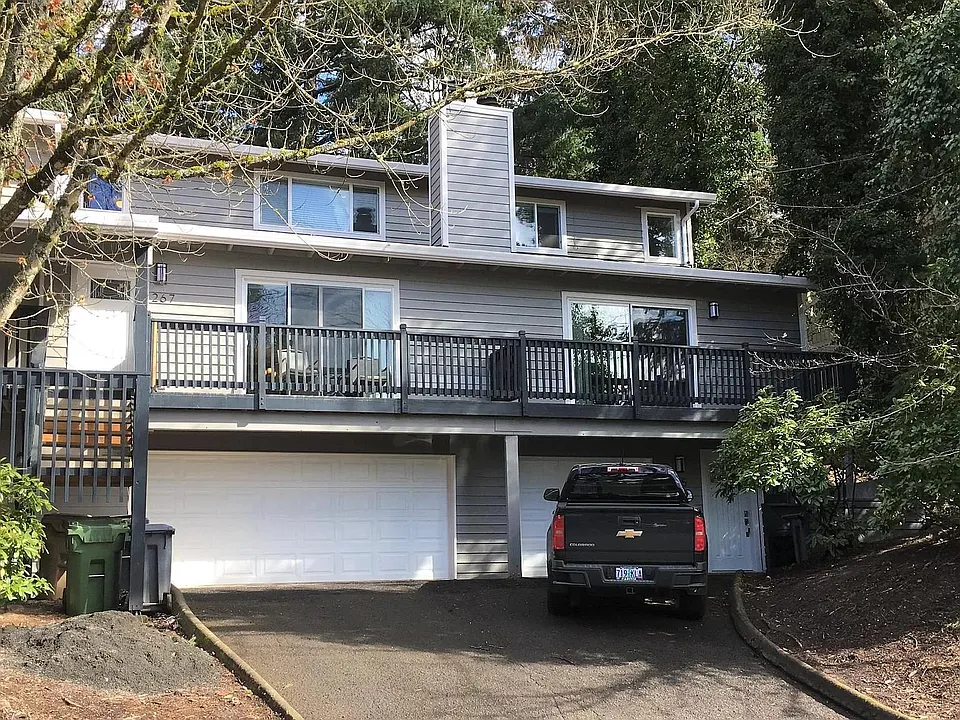 267 Cervantes Cir #267